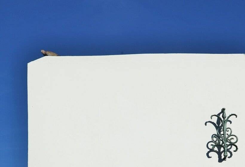 ホテル Aris Boutique