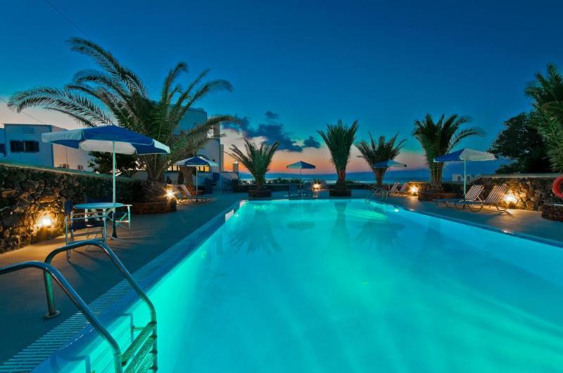 בית מלון כפרי Artemis Village