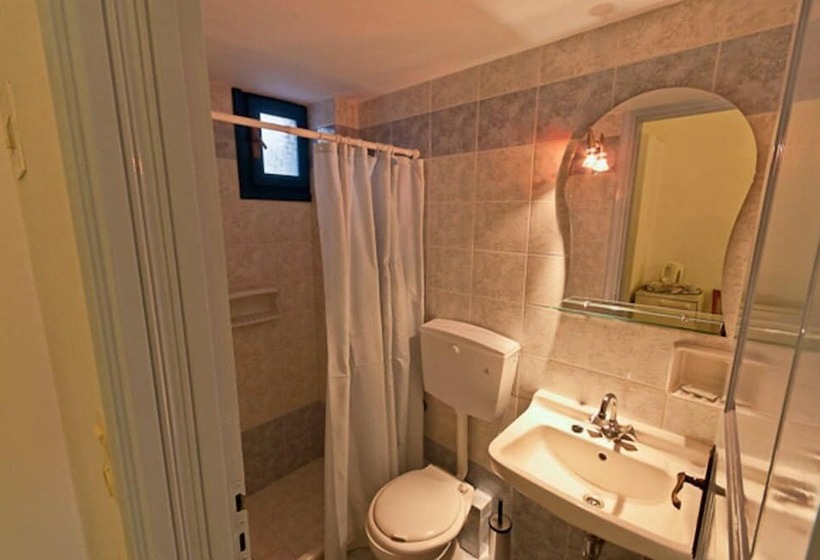 בית מלון כפרי Artemis Village