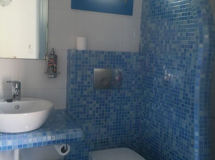 בית מלון כפרי Artemis Village