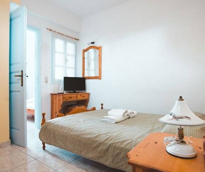 בית מלון כפרי Artemis Village