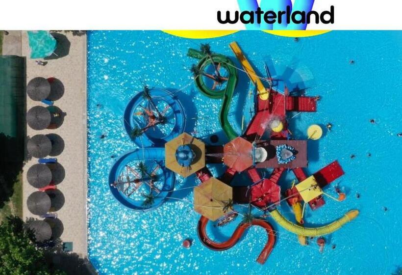 בית מלון כפרי Avra