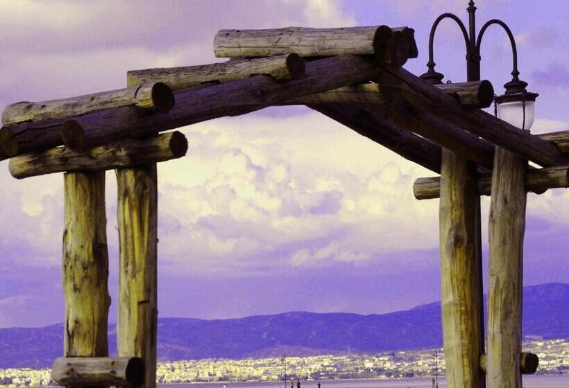 בית מלון כפרי Avra