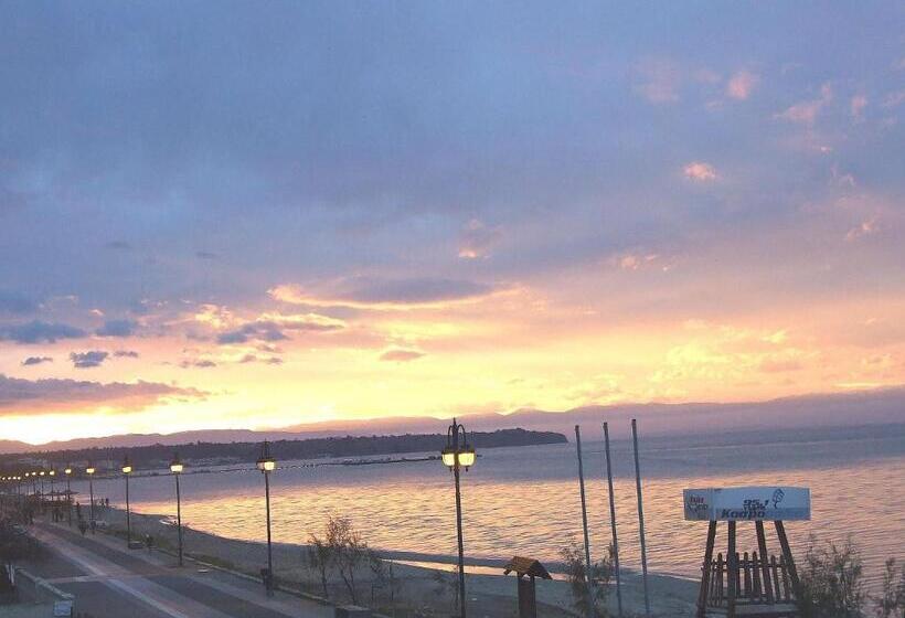 בית מלון כפרי Avra