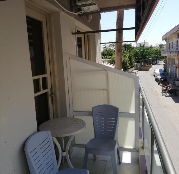 酒店 Bikakis Family Apartments