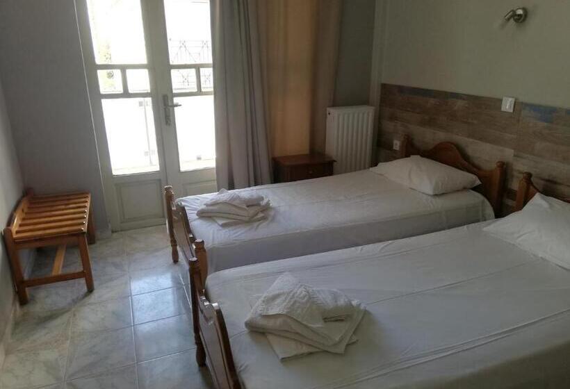 ホテル Bikakis Family Apartments