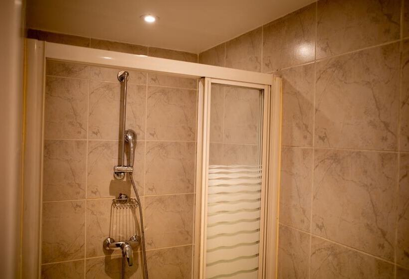 酒店 Lyo Hôtel   Centre Lyon Perrache