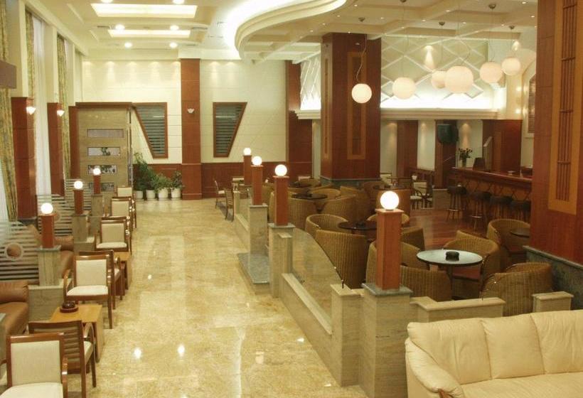 בית מלון כפרי Elpida City