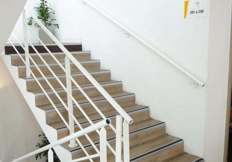 ホテル F1 Maurepas