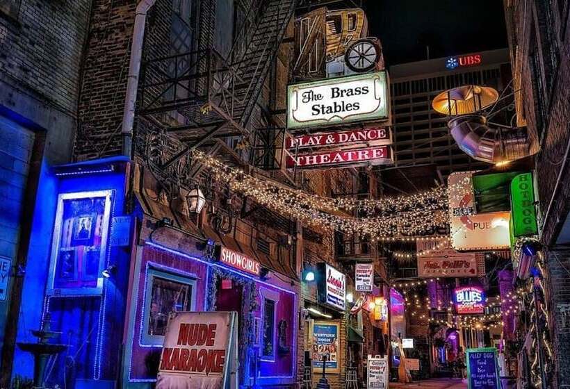 هتل Indigo Nashville   The Countrypolitan