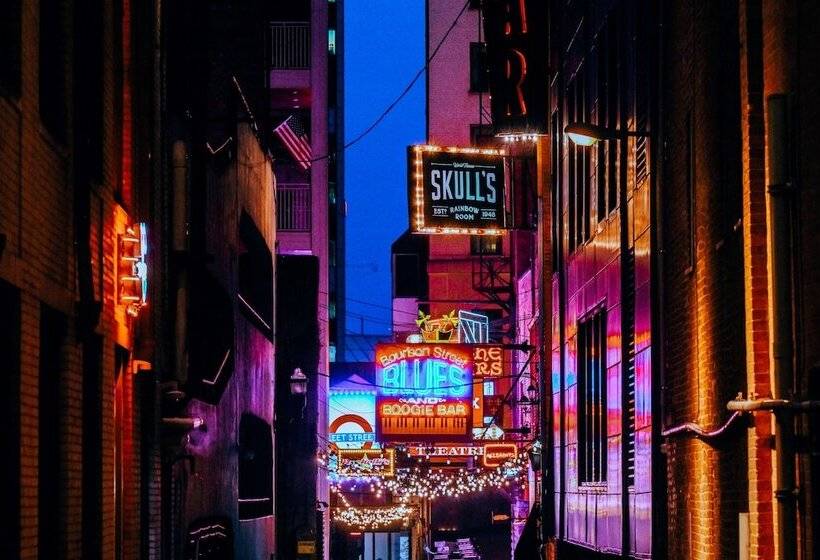 هتل Indigo Nashville   The Countrypolitan