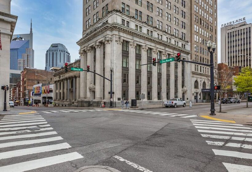 هتل Indigo Nashville   The Countrypolitan