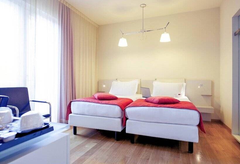 هتل Mercure Milano Solari