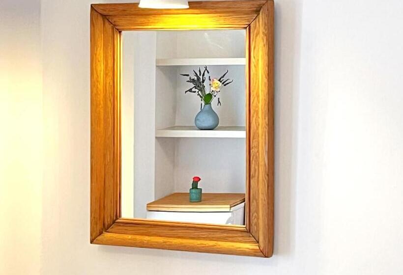 هتل Pefkakia Park