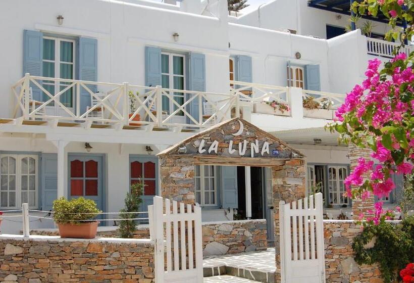 هتل La Luna