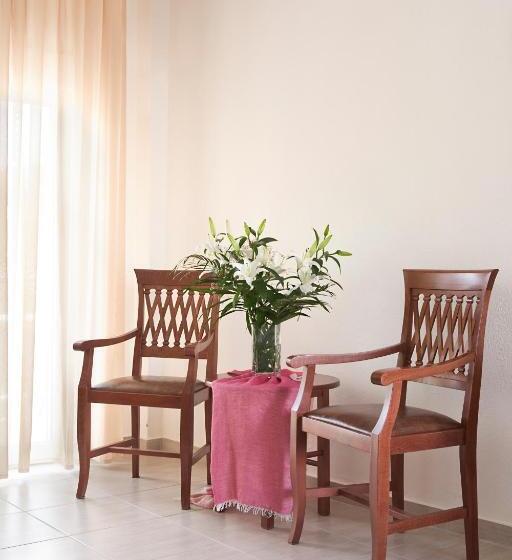 בית מלון כפרי Stratos