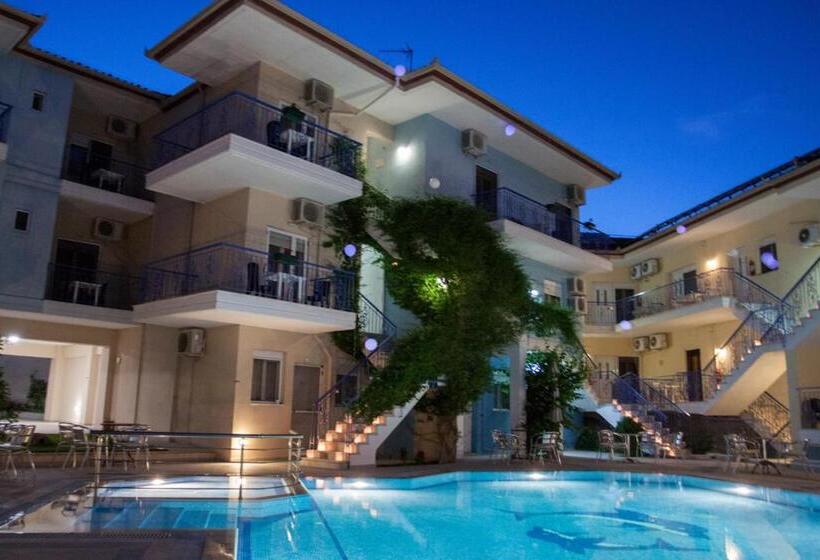 בית מלון כפרי Stratos