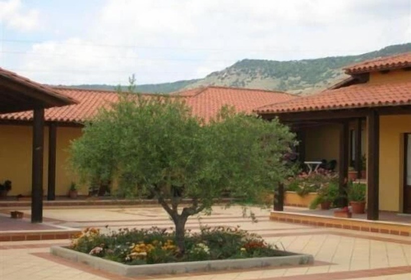 בית מלון כפרי Su Nuraxi