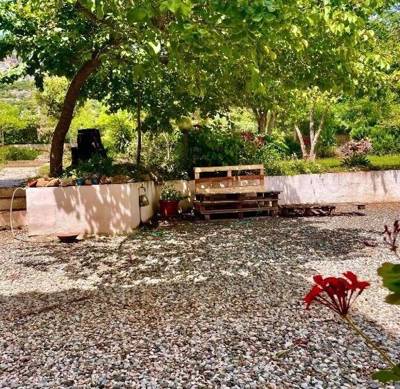 בית מלון כפרי Velasole