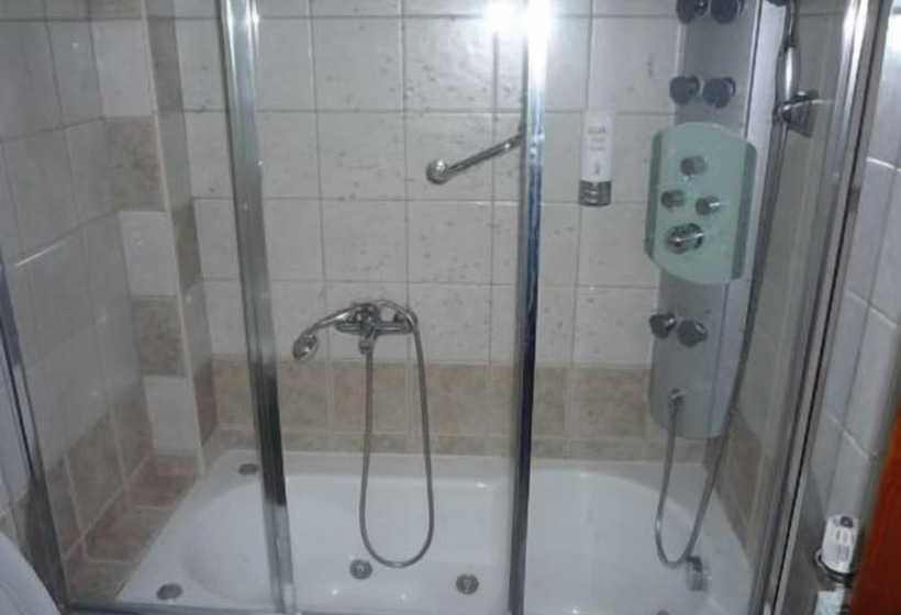 בית מלון כפרי Victoria