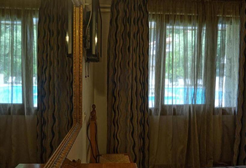 בית מלון כפרי Victoria