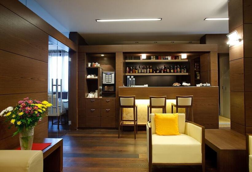 فندق Villa Delle Rose   Malpensa