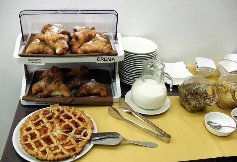 酒店 Villa Delle Rose   Malpensa