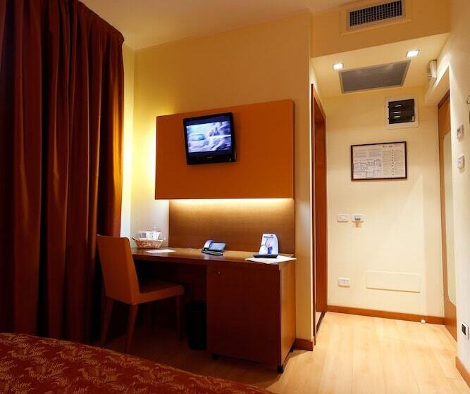 酒店 Villa Delle Rose   Malpensa