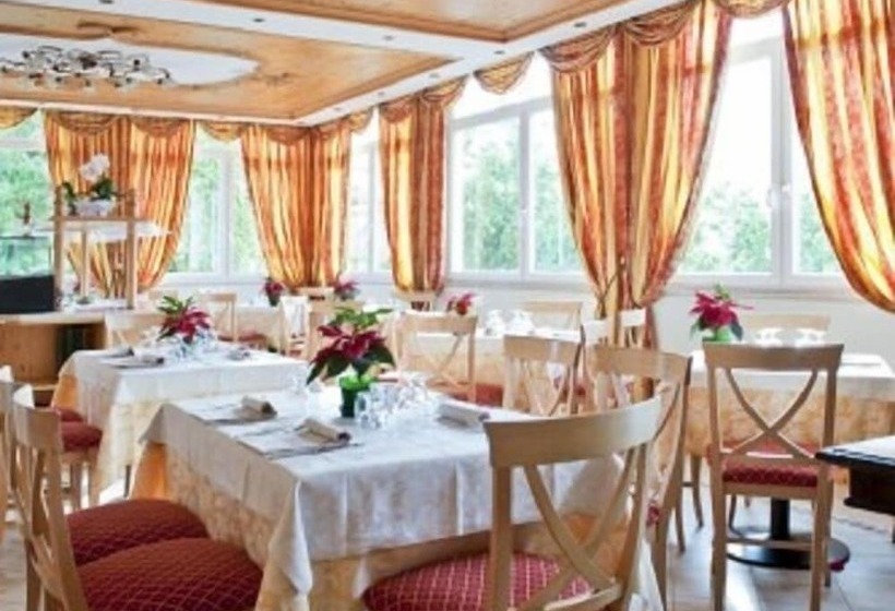 בית מלון כפרי Wellness E Resort Stella Delle Alpi