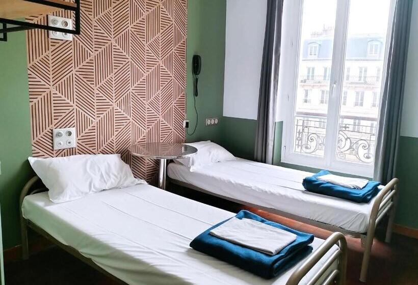 Oops! Latin Quarter By Hiphophostels