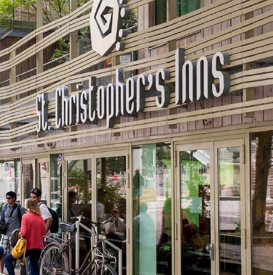 St Christopher S Inn Paris   Canal