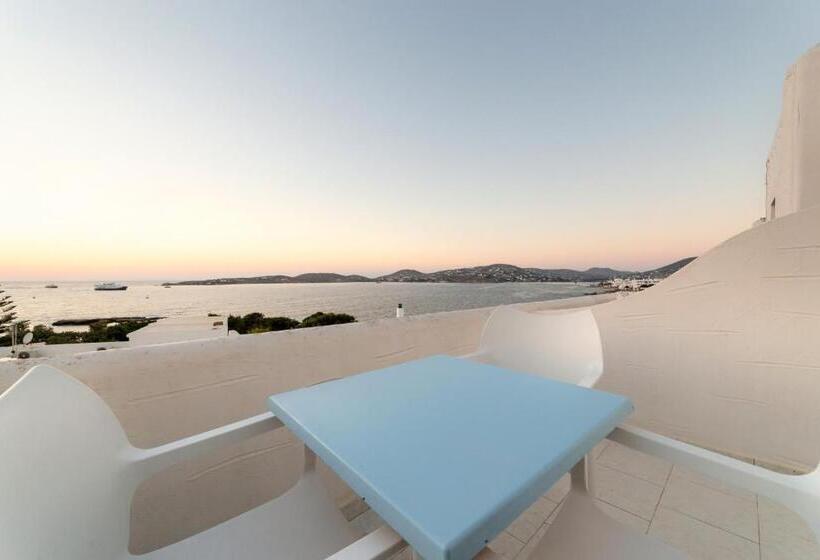 Stratos Apartments & Studios