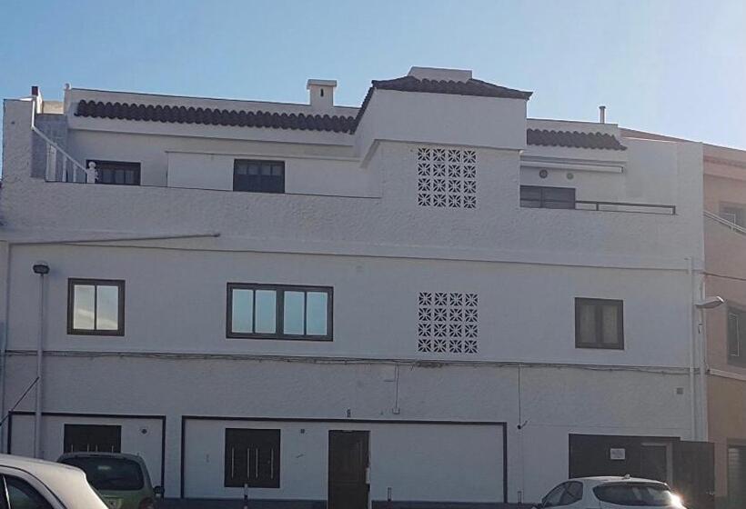 ユースホステル Backpackers Las Eras