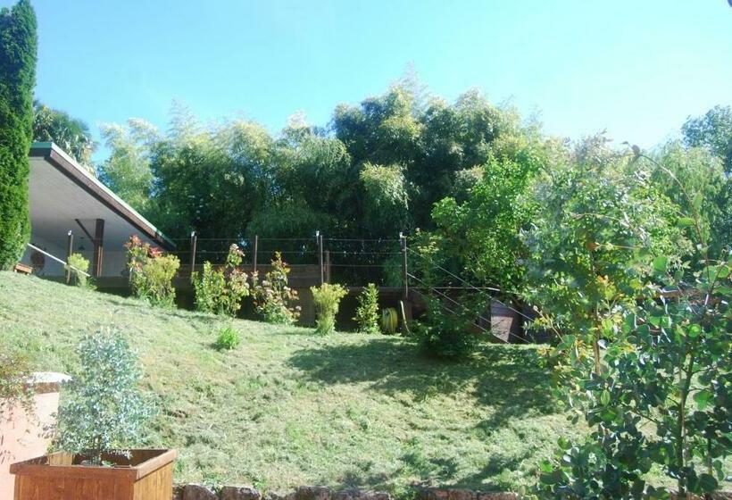 ベッドアンドブレックファースト Au Son De L Angélus