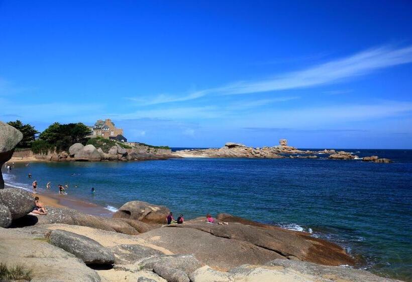 مبيت وإفطار Aux Arbres Chanteurs