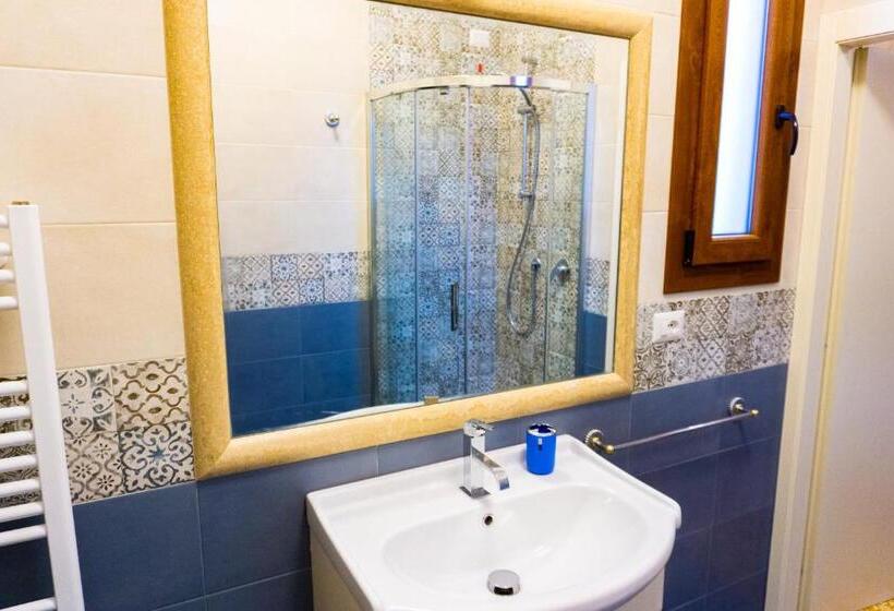 ベッドアンドブレックファースト Bellavista Versilia