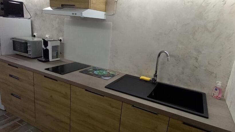 ベッドアンドブレックファースト Chambre D Hôte Chez Nathalie & Roland