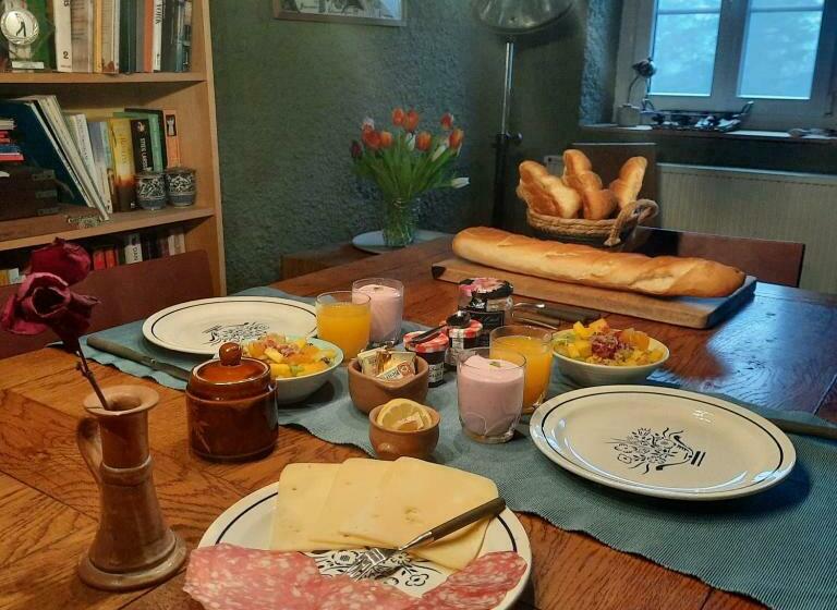 ベッドアンドブレックファースト Chambre D Hôte Le Châtaignier