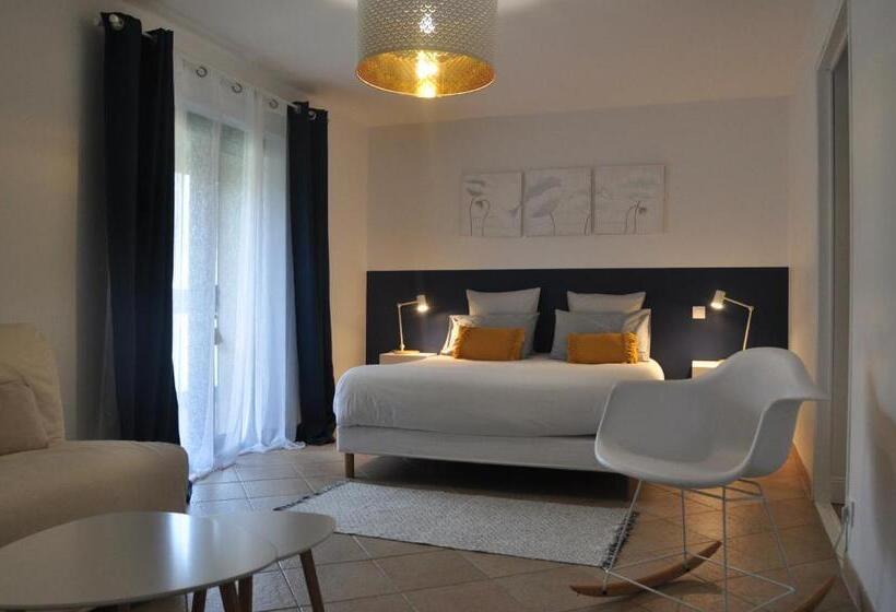 住宿加早餐  Chambre D Hôtes A La Clé Des Champs Varen