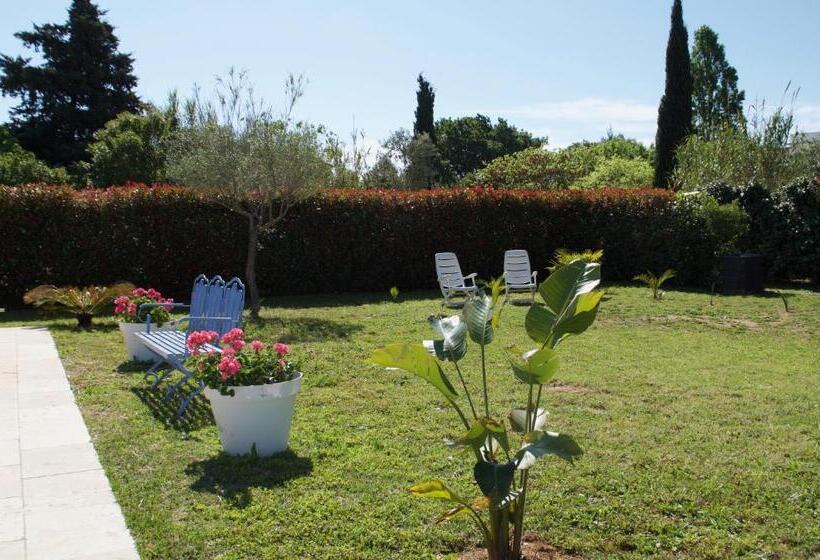 Bed and Breakfast Chambre D Hôtes De Charme Merbleuesoleil