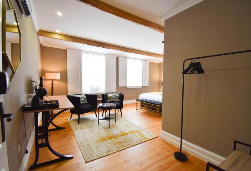 مبيت وإفطار Charme 19