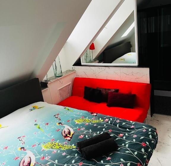 تختخواب و صبحانه Chez Hélène Luxury Bnb