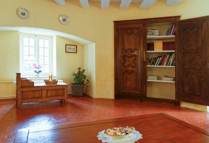 צימר Château Du Marais