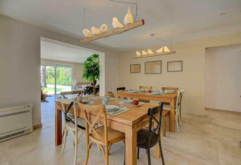 민박 Domaine Le Courti   Adult Only