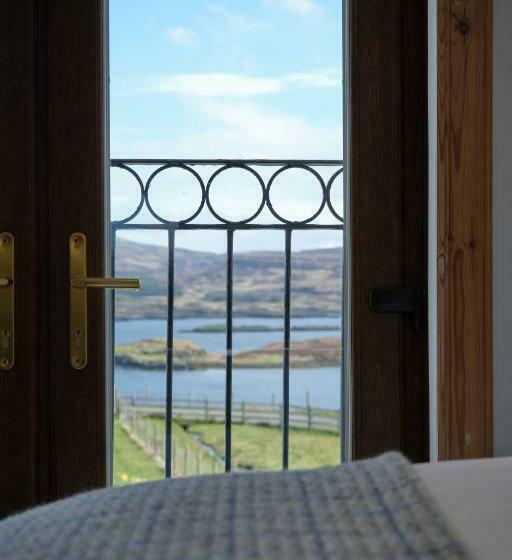 Hazelbank Bed And Breakfast