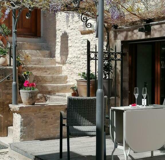 مبيت وإفطار L Antre Ami