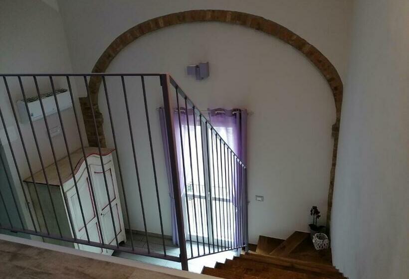 ベッドアンドブレックファースト La Bella Vite