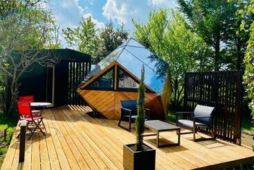 تختخواب و صبحانه La Réserve De L Aube   Hébergements Insolites Luxe Et Design