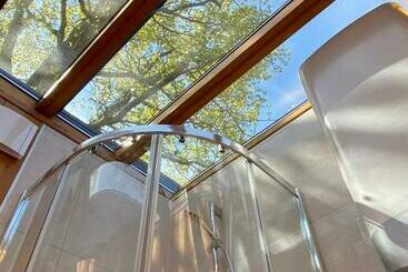تختخواب و صبحانه La Réserve De L Aube   Hébergements Insolites Luxe Et Design