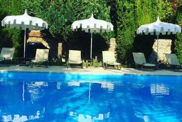 تختخواب و صبحانه La Réserve De L Aube   Hébergements Insolites Luxe Et Design